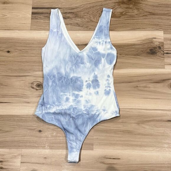 21 Saints Tops - 21Saints Ribbed Tie Dye One Piece White Blue Bodysuit Women’s Medium